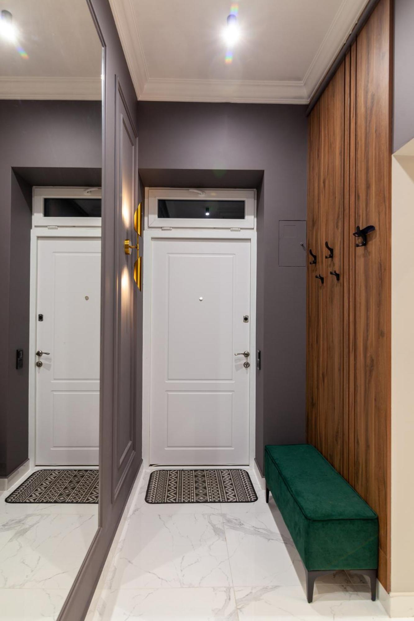 Leogrand Vip On Svobody Avenue 43 Apartment Lviv Exterior photo